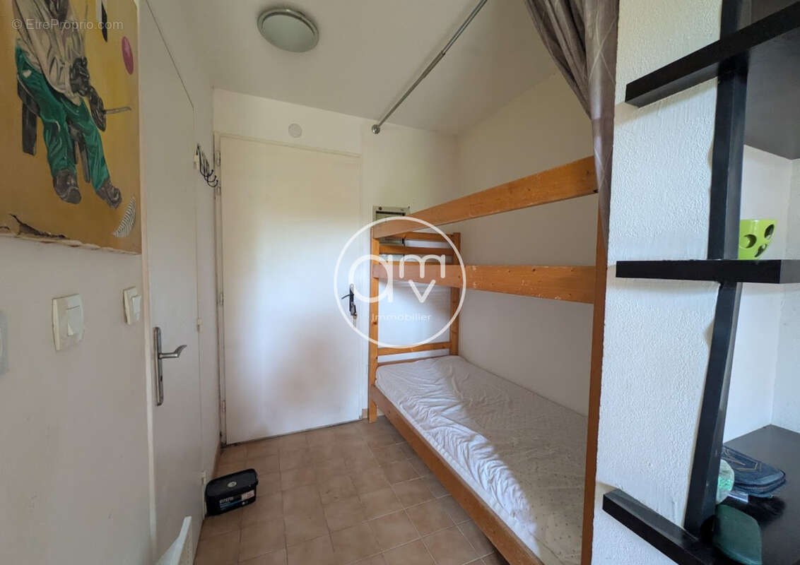 Appartement à LA LONDE-LES-MAURES