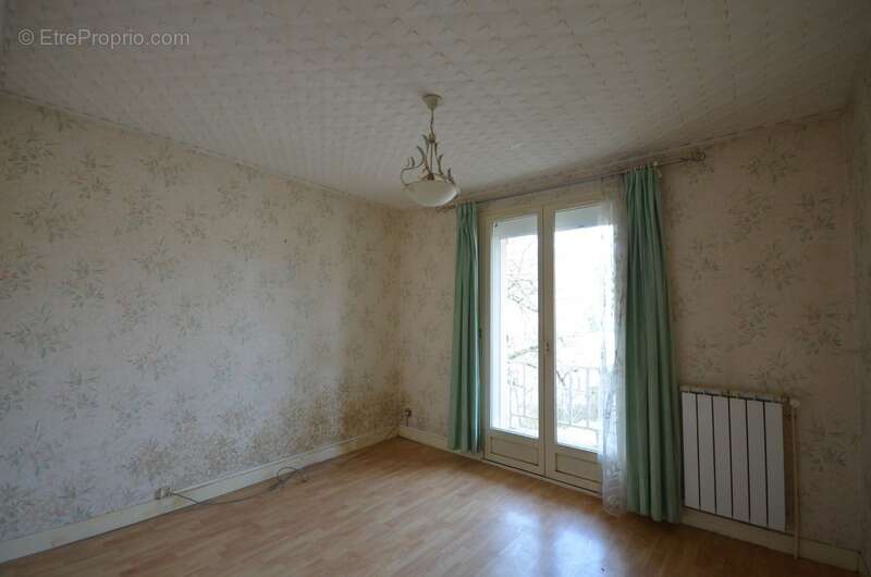 Maison à ESSOMES-SUR-MARNE