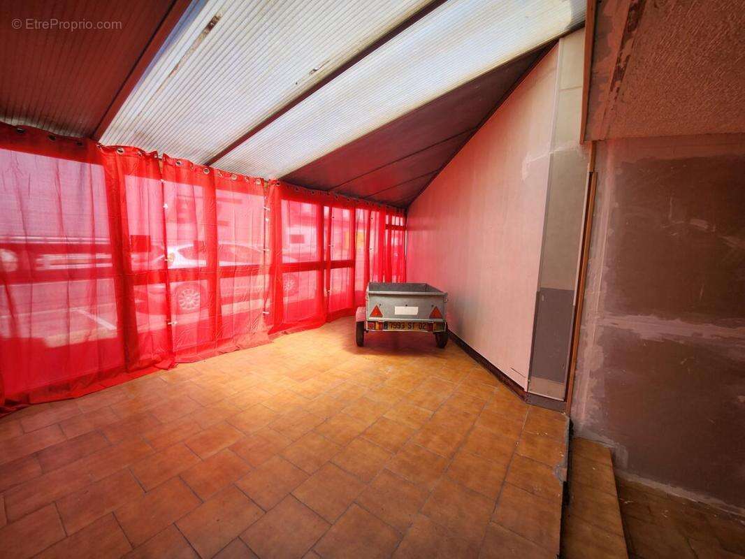 Appartement à CUISE-LA-MOTTE