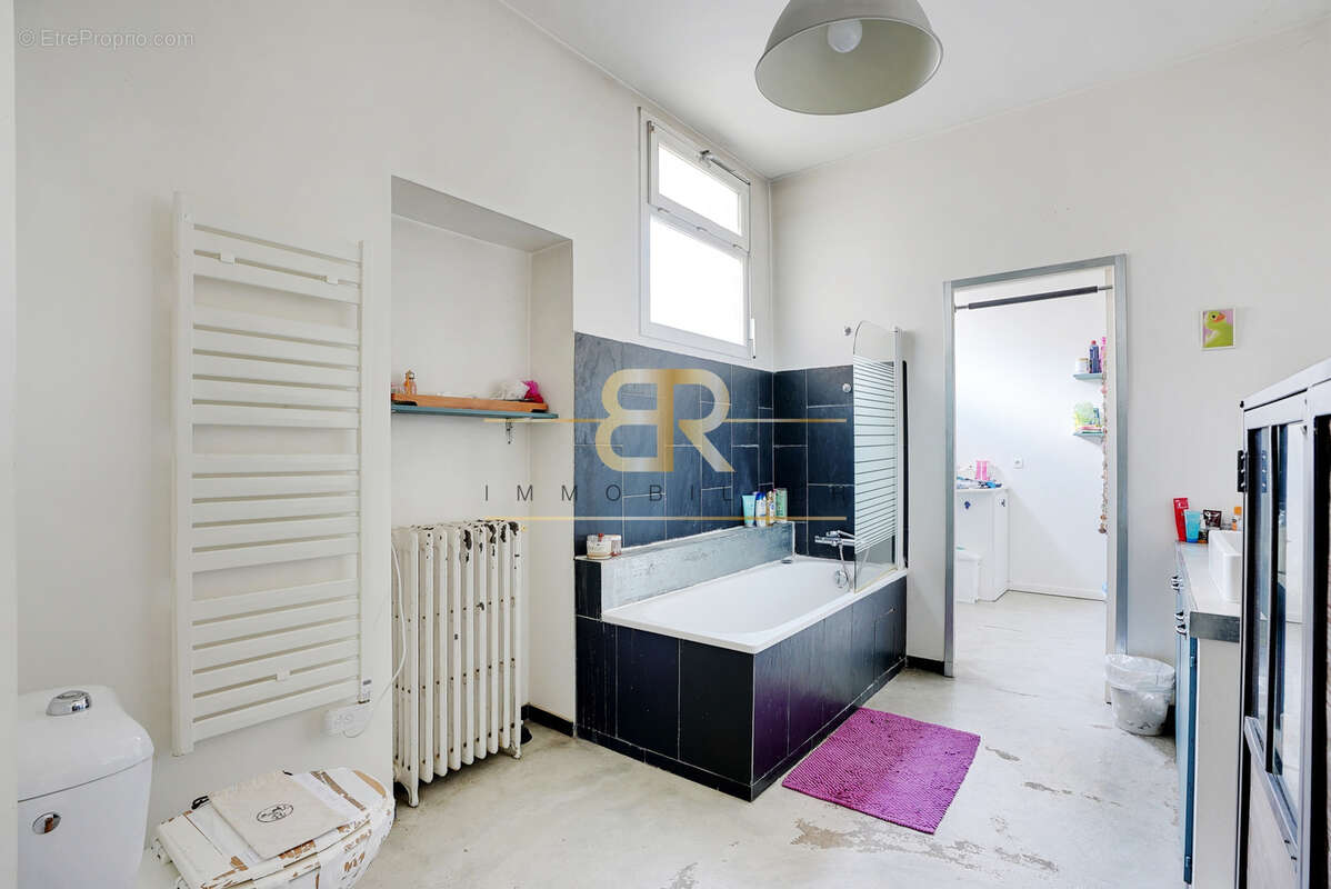 Maison à SAINT-DENIS