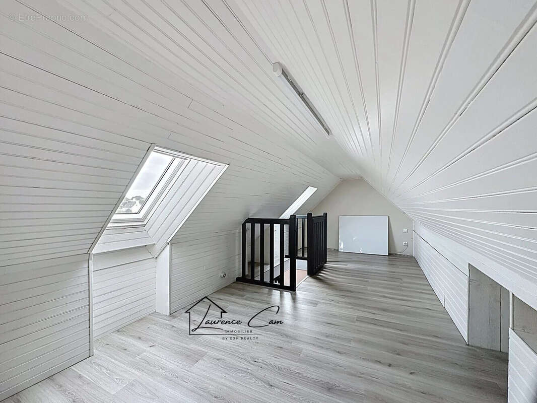 Maison à PLOUGUERNEAU