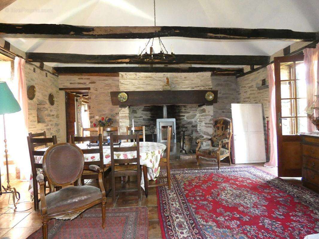 Maison à PAYZAC