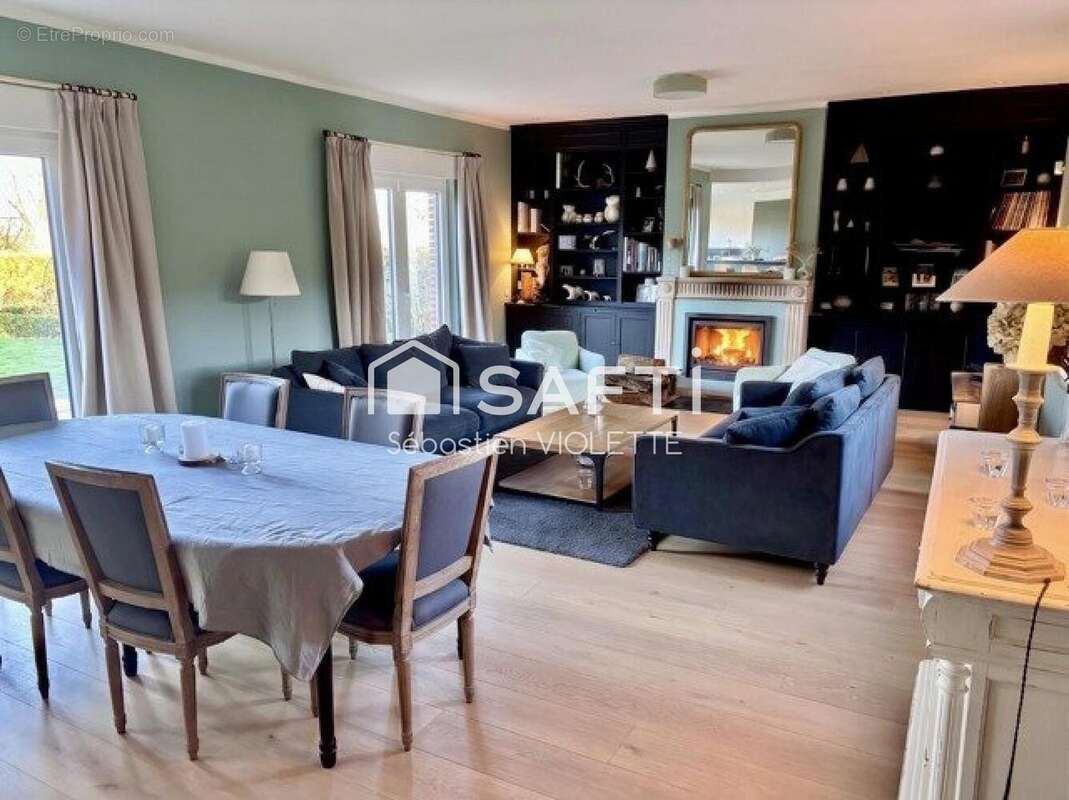Maison 274 m² à Genech  - photo 3