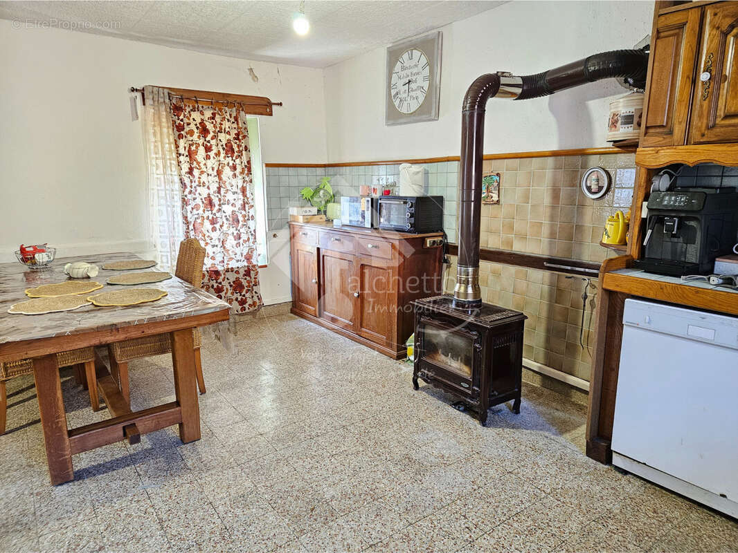 Maison à SAINT-LEON