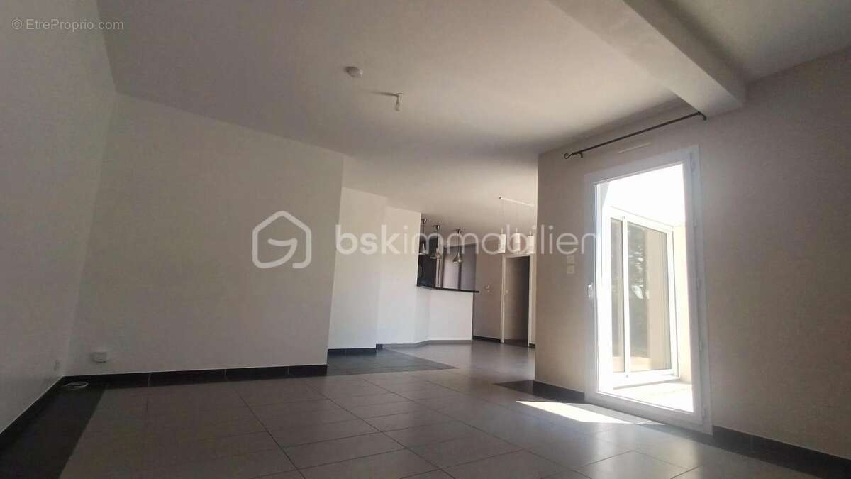 Maison contemporaine de plain-pied avec jardin - photo 2