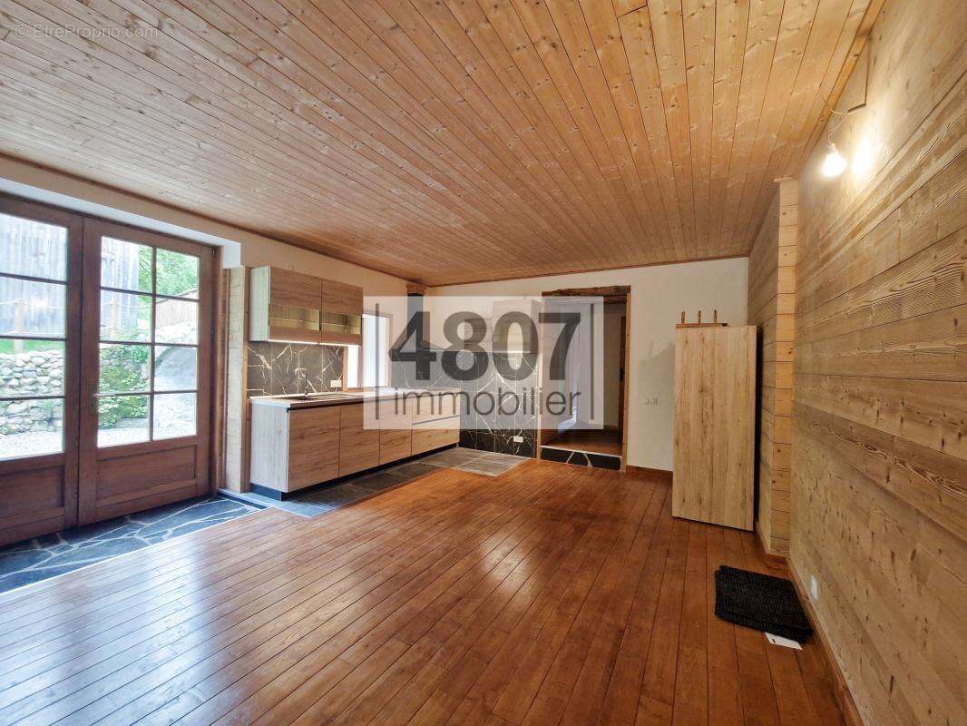 Appartement à HABERE-LULLIN