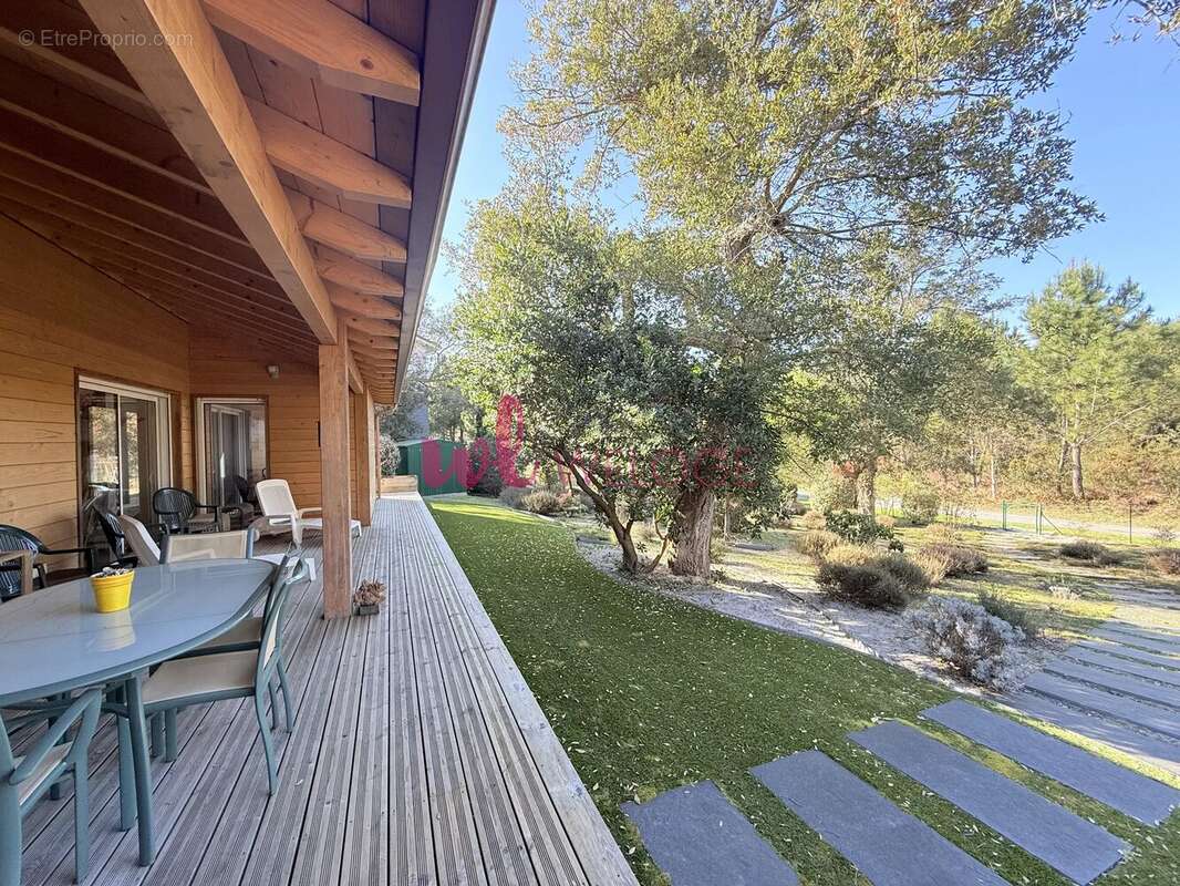 Maison à MOLIETS-ET-MAA