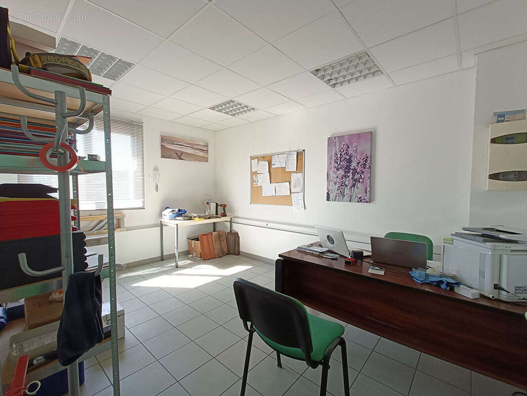 Commerce à SAINT-RAMBERT-D&#039;ALBON