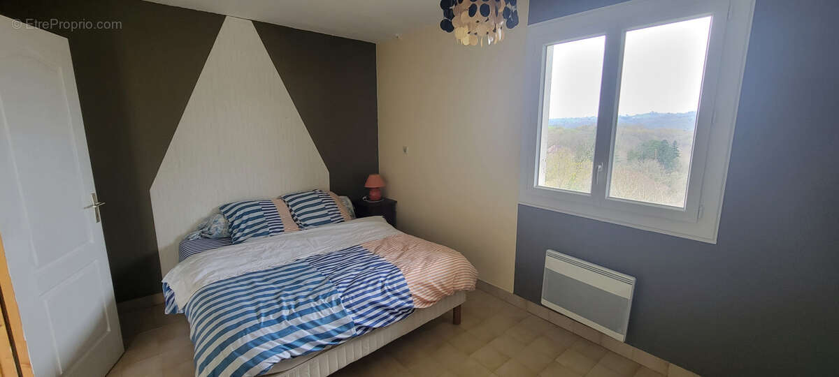 Maison à AUBAZINES