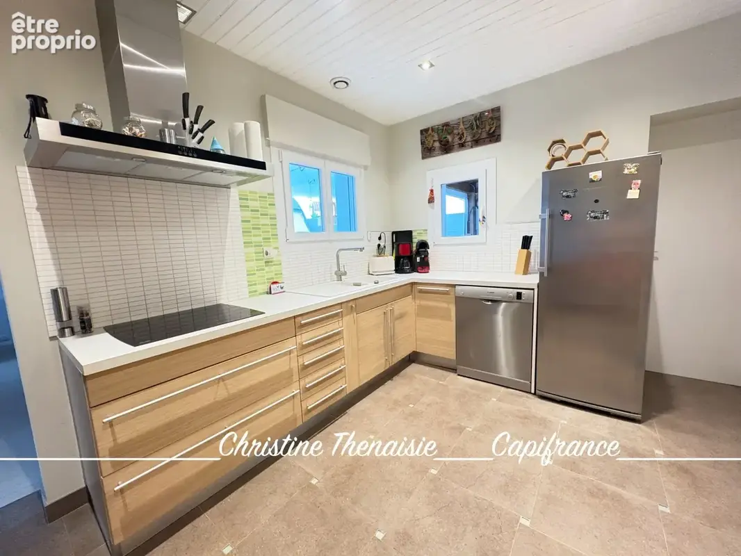 Maison à vendre 6 pièces 4 chambres - piscine chauffee - garage - terrain  saint gilles croix de vie (85) - photo 12