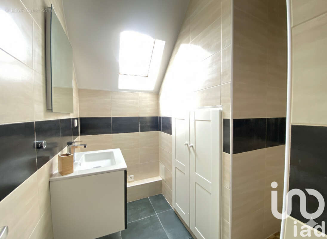 Maison 121 m² à Briarres-Sur-Essonne  - photo 8