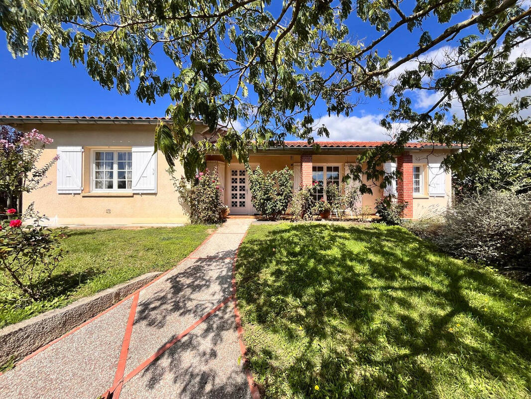 Maison à LABARTHE-SUR-LEZE
