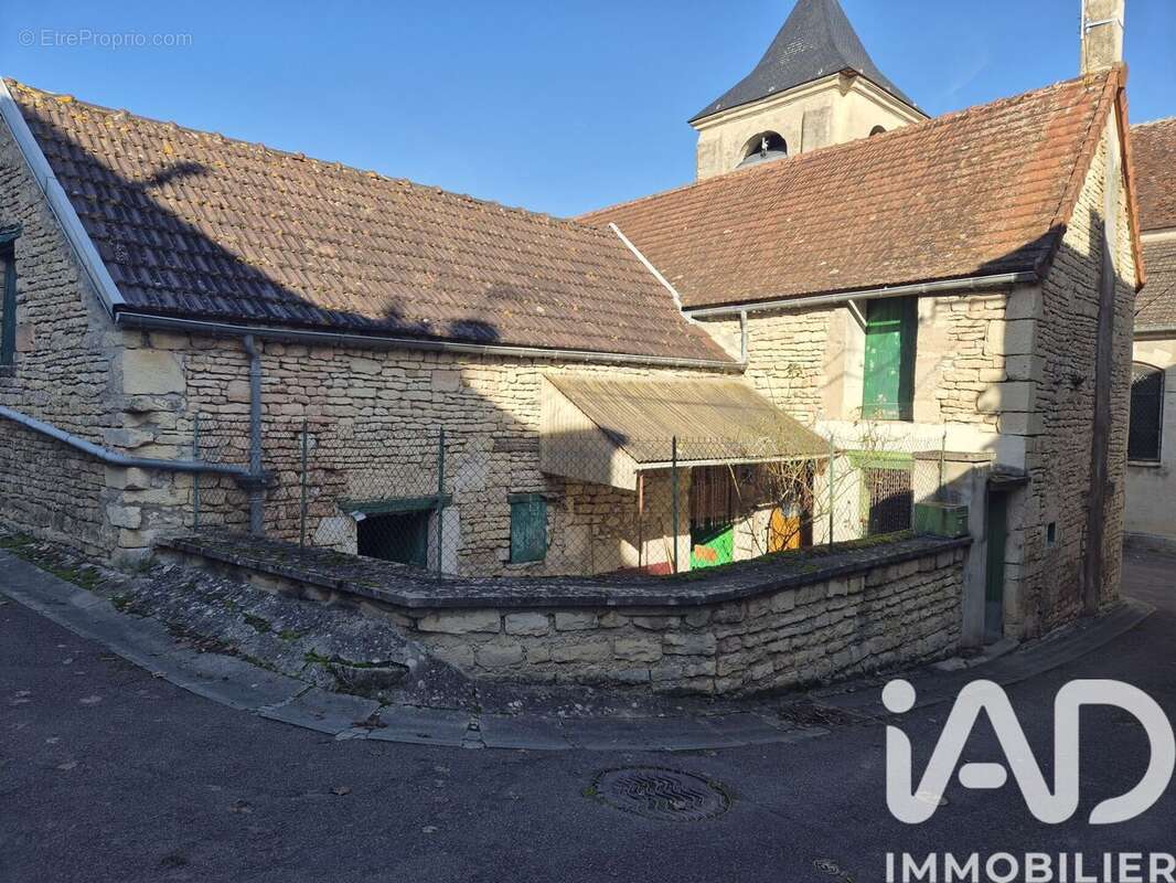Maison 78 m² à Pacy-Sur-Armancon  - photo 3