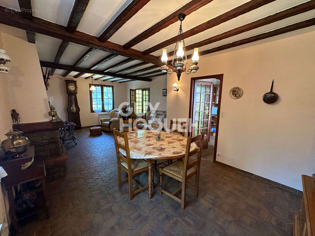 Maison à REMILLY-SUR-LOZON
