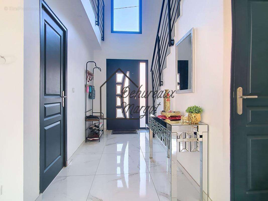 Maison à BALLAN-MIRE