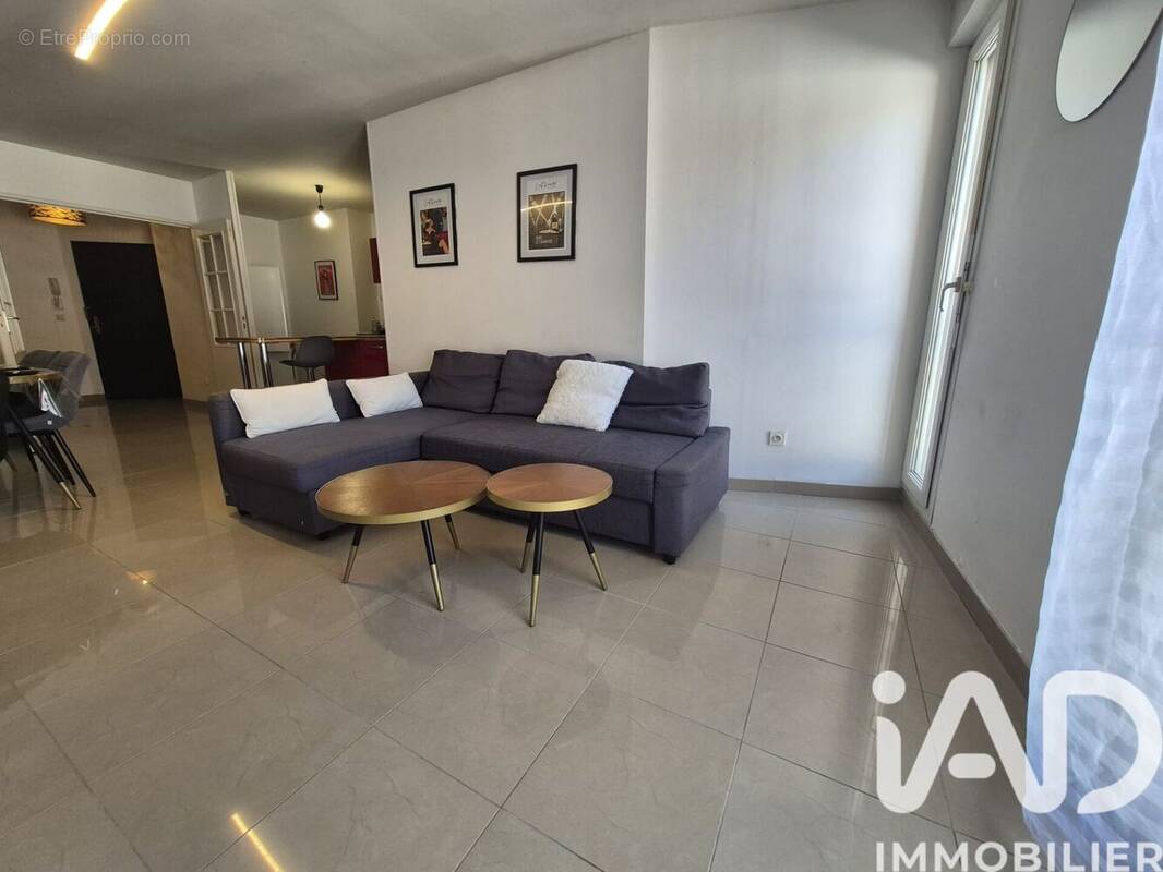 Photo 1 - Appartement à REIMS