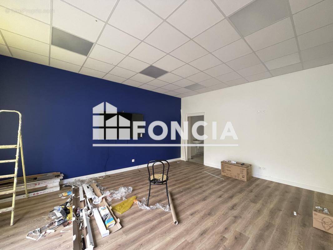 Commerce à SAINT-MARTIN-D&#039;HERES