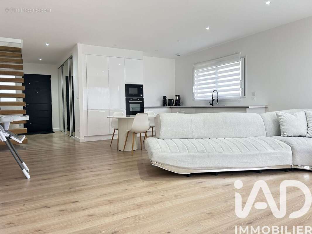 Photo 3 - Maison à FRENOUVILLE