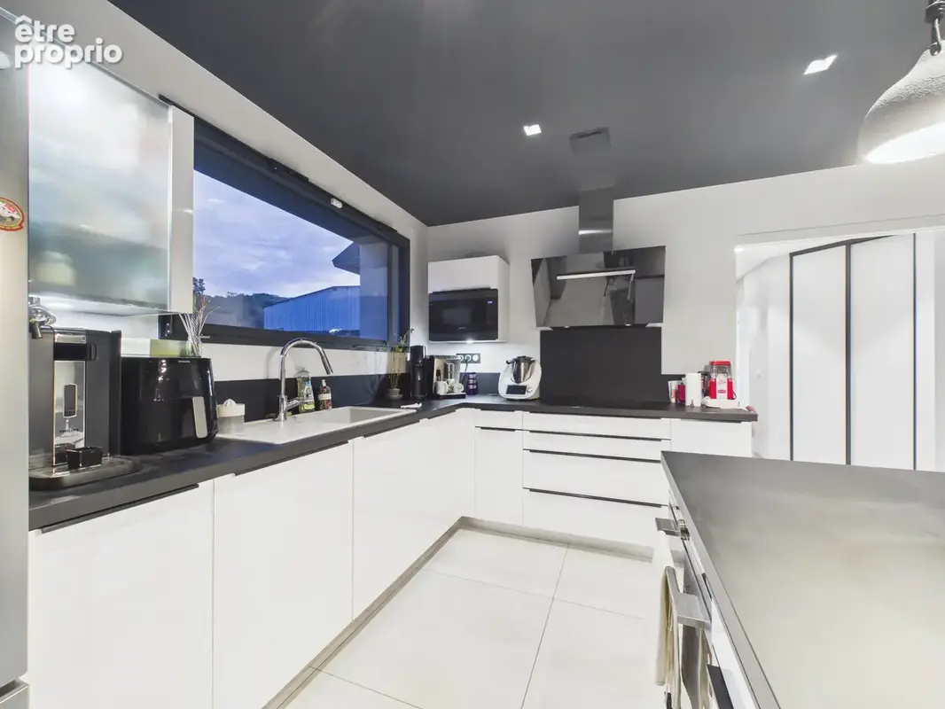 Maison individuelle - Secteur calme - Curienne - 177 m2 - photo 10