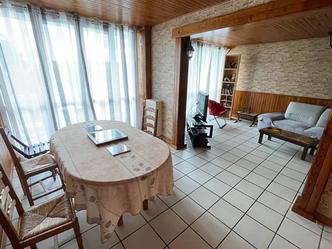Appartement à CHELLES