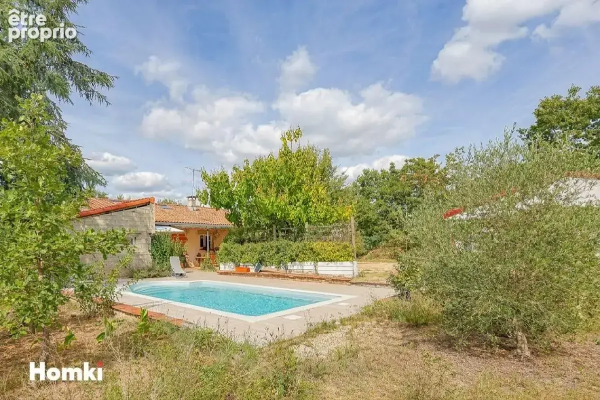 Maison atypique à l’esprit loft – Piscine, grand terrain et dépendances – Montauban - photo 2