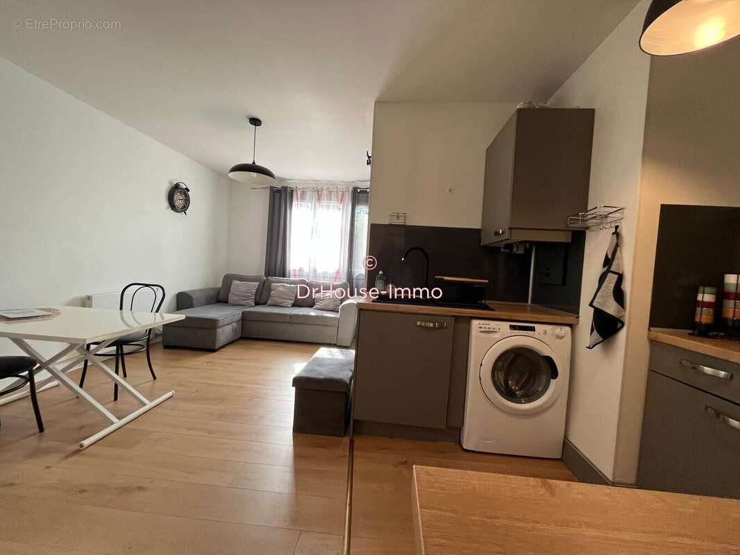 Appartement à OUISTREHAM