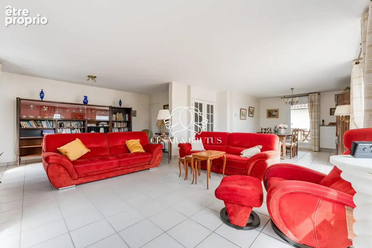 Appartement 130 m² à Ecully  - photo 6