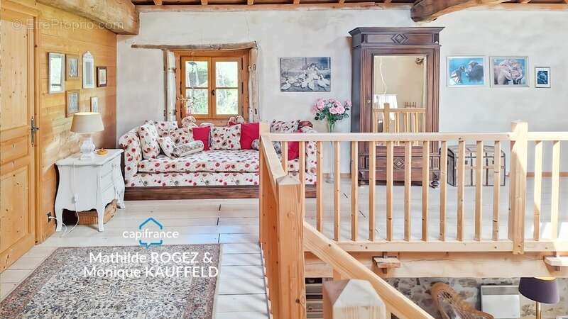 Maison à VOLLORE-VILLE