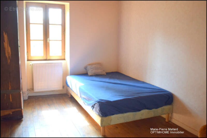 Maison à ROYERE-DE-VASSIVIERE