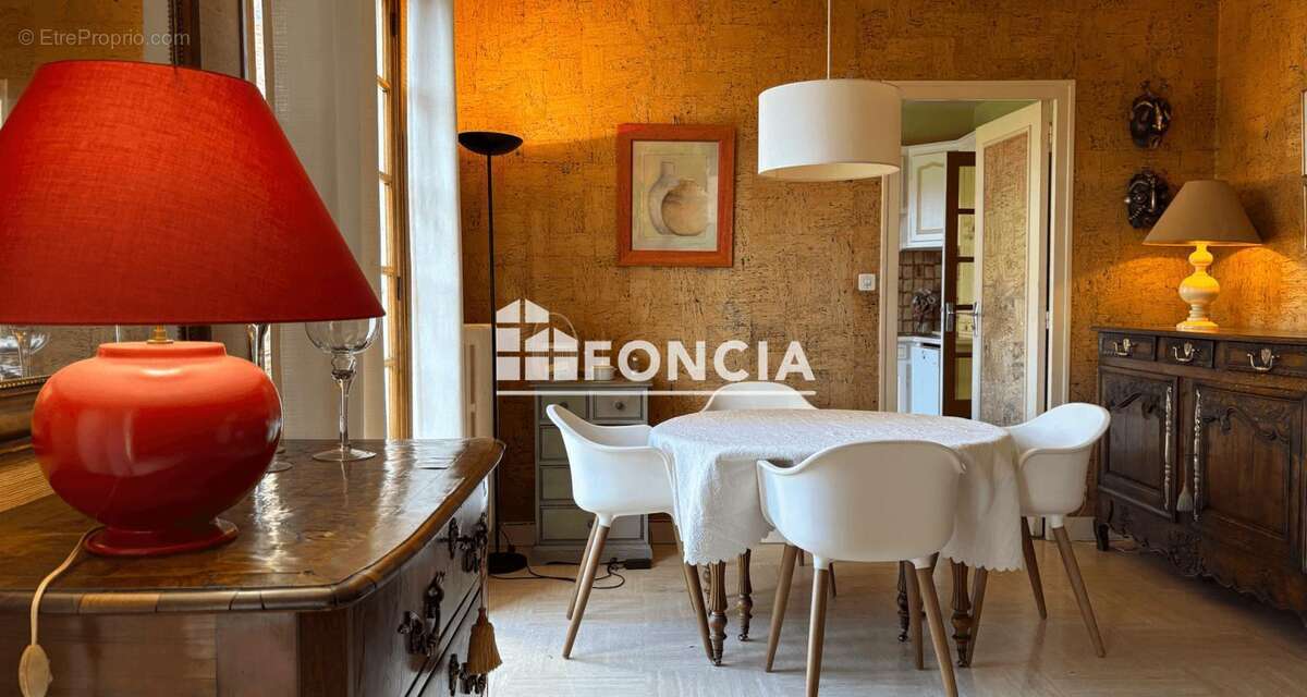 Maison à MORANCEZ