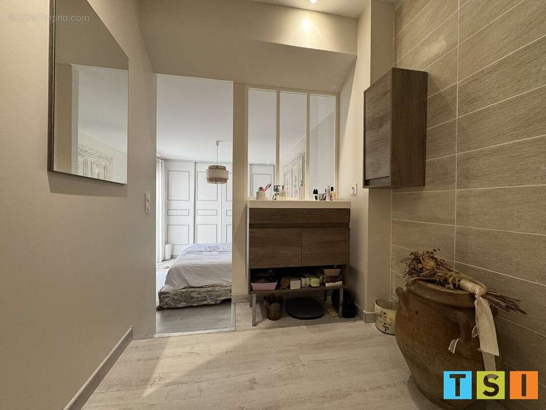 Maison Art Déco rénovée - Bureau indépendant  4 chambres - photo 10