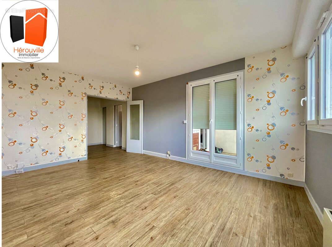 Appartement à HEROUVILLE-SAINT-CLAIR