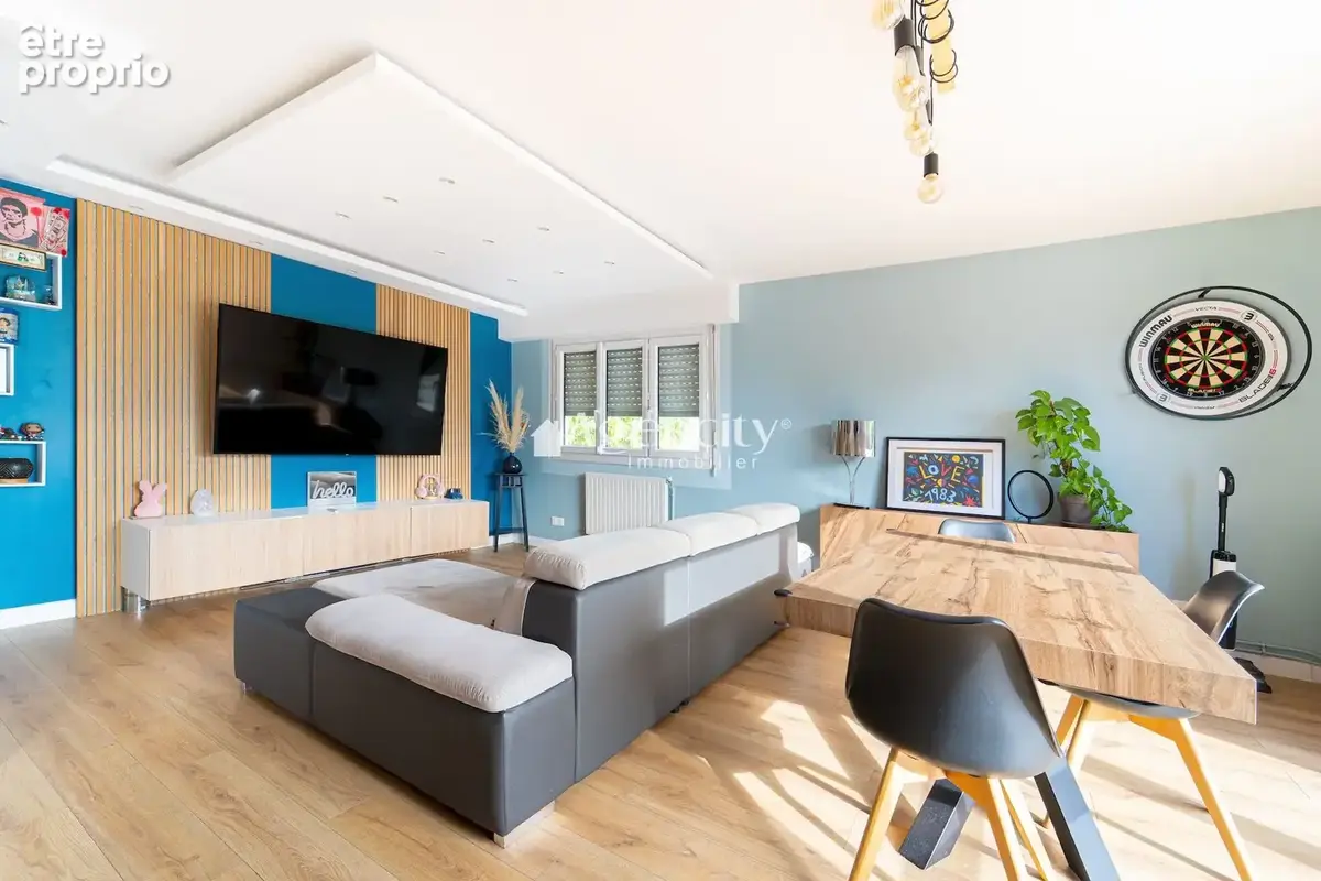 Appartement 4 pièces 81 m² à vendre à Le Plessis-Trevise (94420) - photo 1
