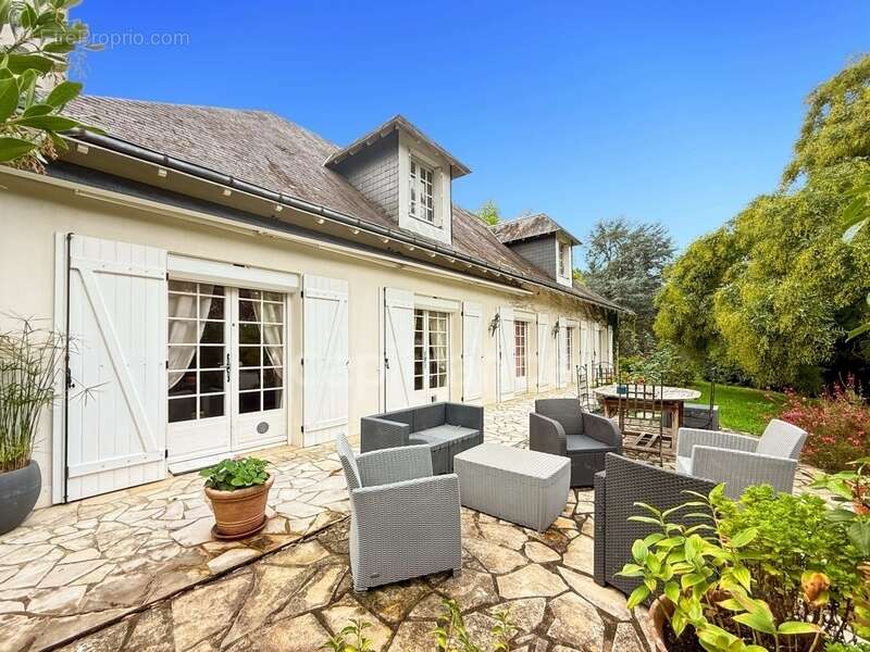 Maison à CHATELLERAULT