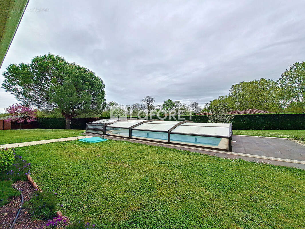 Villemur-sur-Tarn, Maison de 150 m² avec piscine sur parcelle de 2 500 m² !!! - photo 3