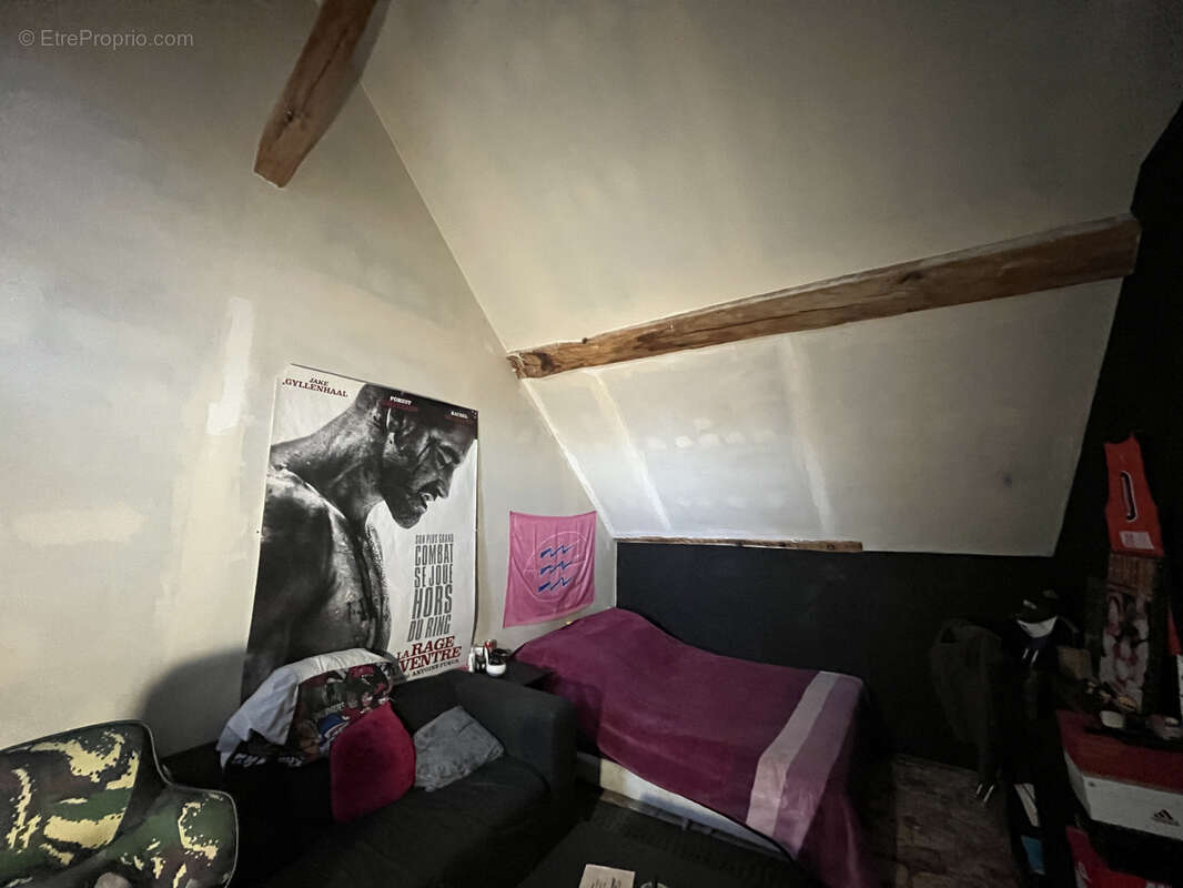 Maison à LA CHAPELLE-LA-REINE