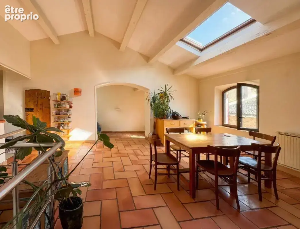 Découvrez cette jolie maison individuelle située à proximité des commodités entre les Chartreux et Montolivet - photo 19