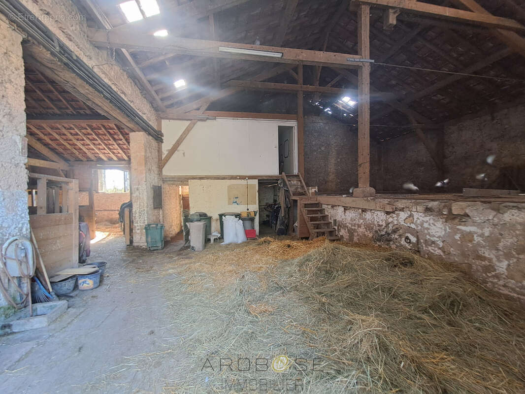 Maison à CLERMONT-DESSOUS