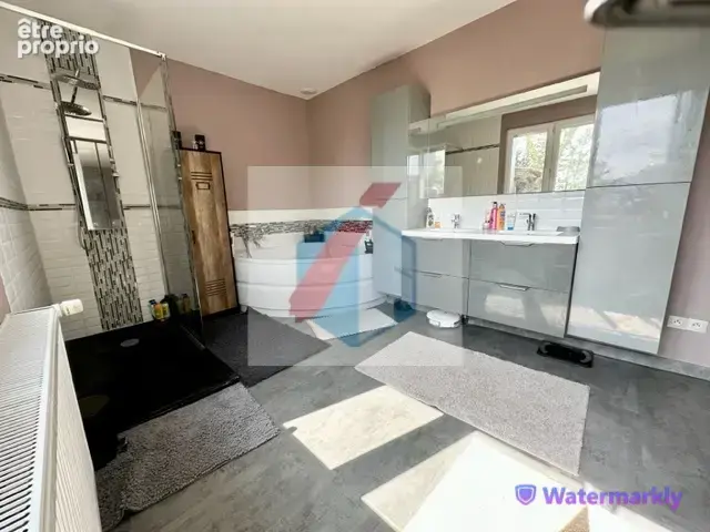 Agréable maison 4 chambres avec grand garage et beau jardin - photo 8