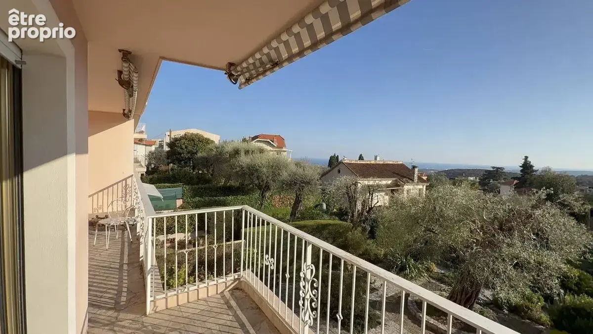 Appartement à VENCE