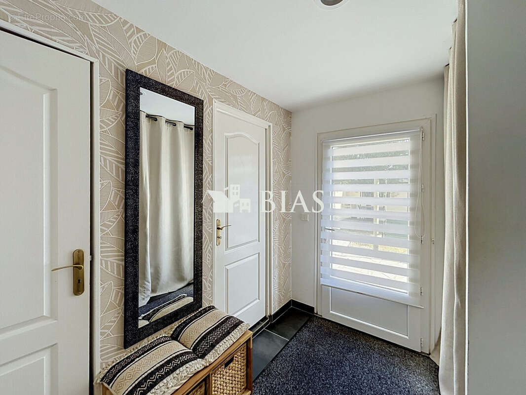 Maison 155 m² à Oissel  - photo 7