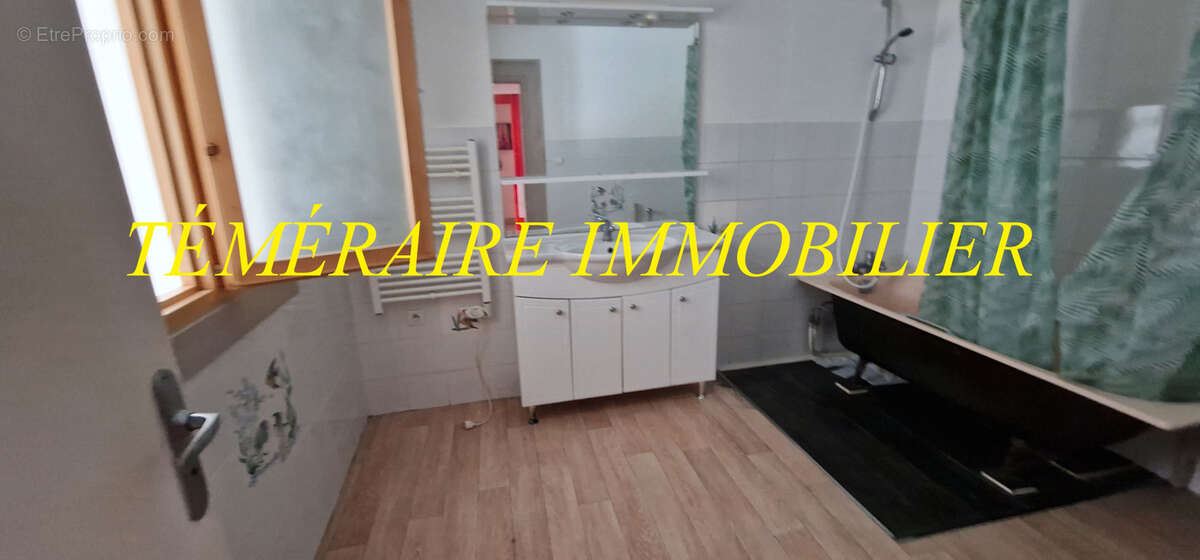 Appartement à FONCINE-LE-HAUT