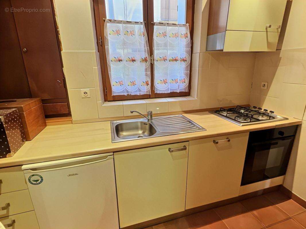 Découvrez cette opportunité d’acheter 2 appartements et d’en louer 1 - photo 13