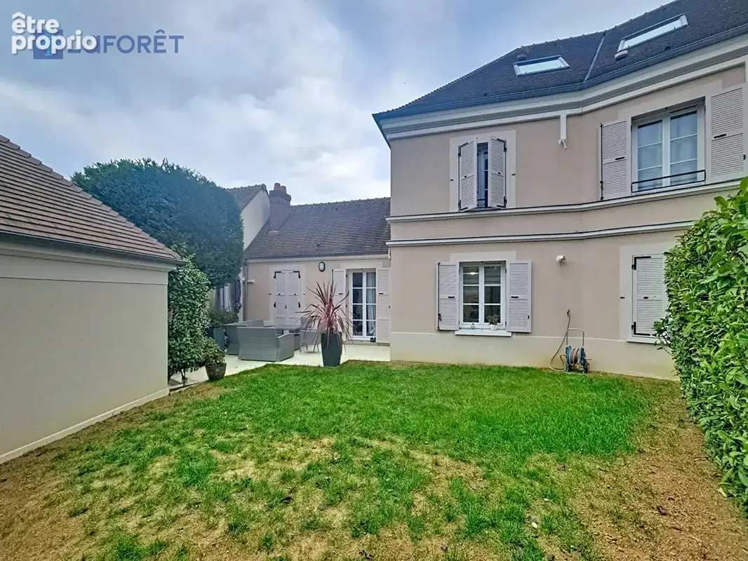 Maison à MAGNY-LE-HONGRE