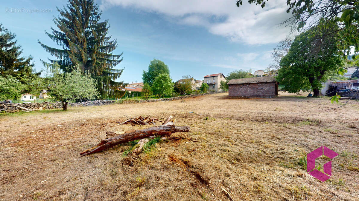 Terrain plat de 2 415m2 a gaffard - photo 3
