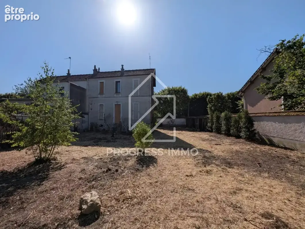 Maison charmante à rénover à La Varenne Saint-Hilaire - photo 34