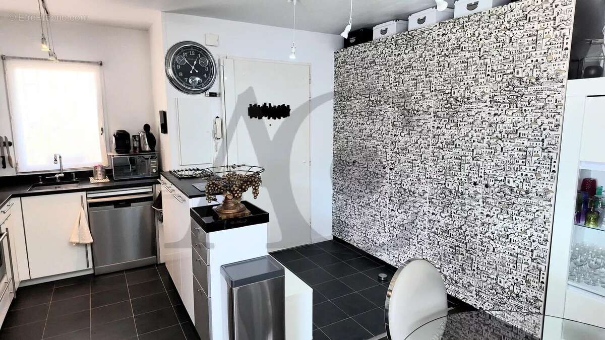 Appartement à VILLENEUVE-LOUBET