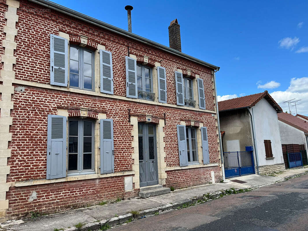 Maison à BRIENNE-LE-CHATEAU