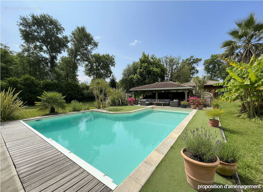 Maison à BENESSE-MAREMNE