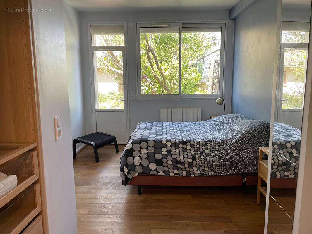 Maison familiale à Clamart, quartier Jardin Parisien. - photo 8